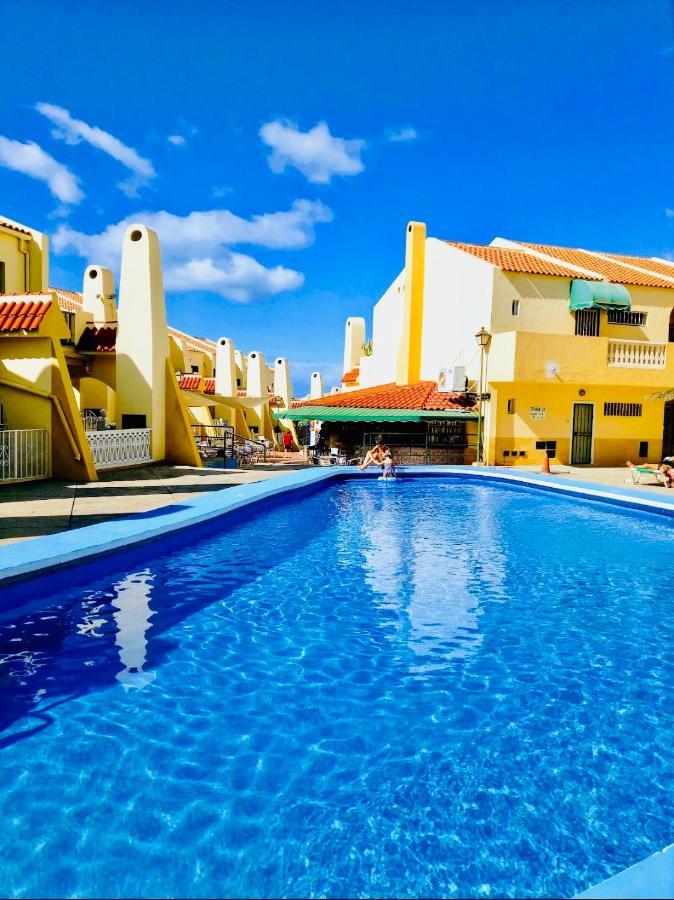 Lovely Apartment, Great Location! Costa Adeje  Bagian luar foto